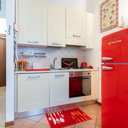 Parma Historic Center Apartment 7Min From Duomo Exterior foto