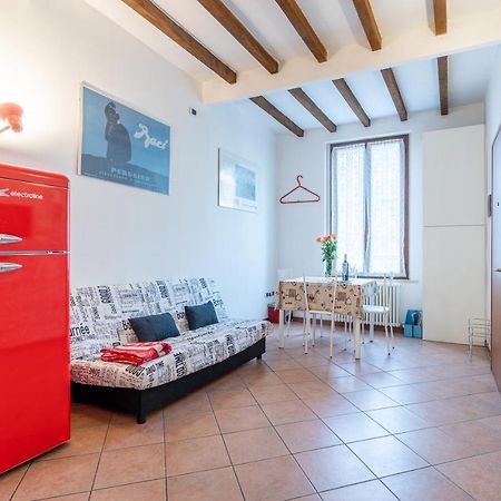 Parma Historic Center Apartment 7Min From Duomo Exterior foto
